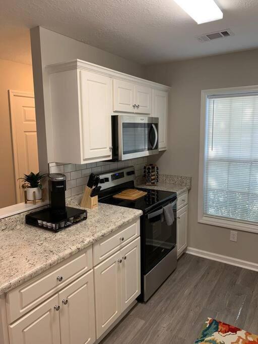 Comfy, Stylish Townhome Near I-20! Огъста Екстериор снимка