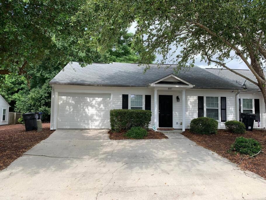 Comfy, Stylish Townhome Near I-20! Огъста Екстериор снимка